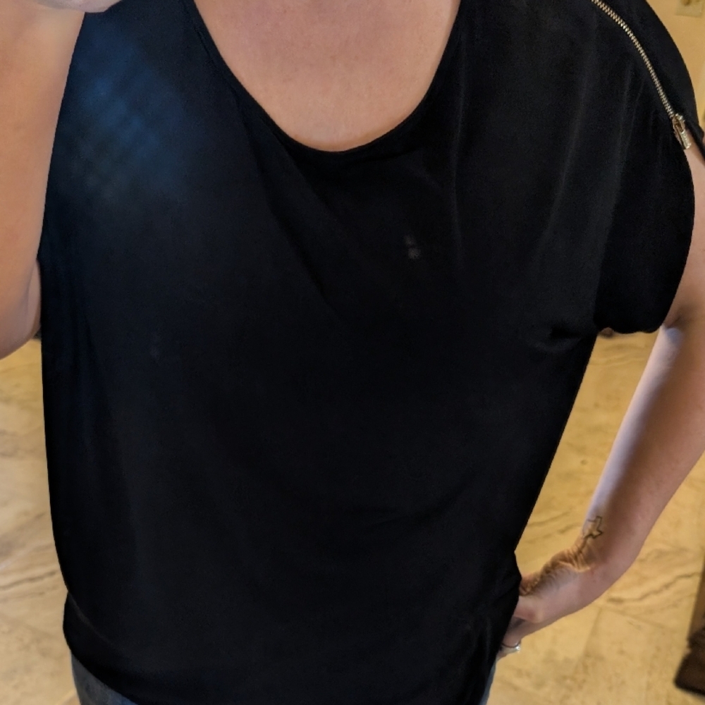 Black Zipper Detail Top